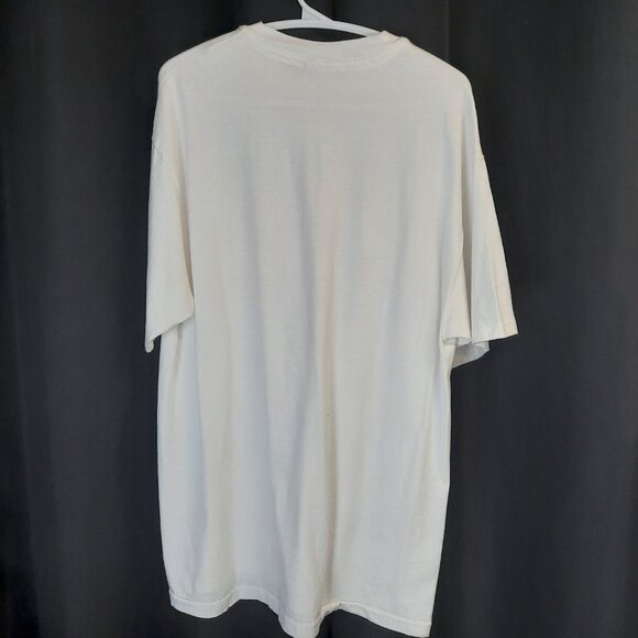 Vintage Single Stitch T-shirt Jesus Cares for Youth Men's Size Large - Picture 3 of 9